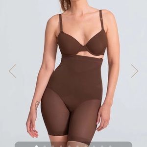 Honeylove SuperPower Short - Cinnamon